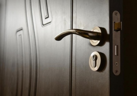 Porte blind&eacute;e : les crit&egrave;res essentiels pour bien choisir